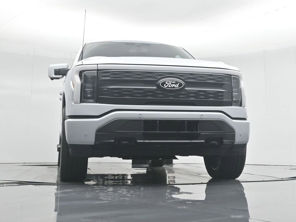 New 2025 Ford F150 Lightning Platinum w/ Dark Elements Package image 54