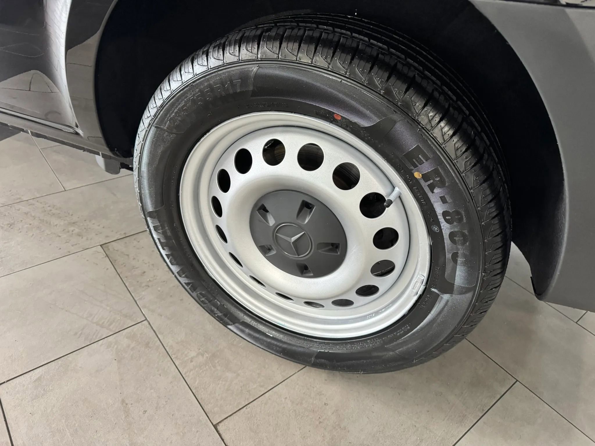 Used 2021 Mercedes-Benz Metris image 26