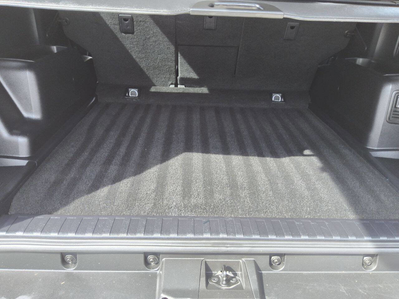 Used 2022 Toyota 4Runner SR5 Premium w/ Moonroof Package RWD image 22