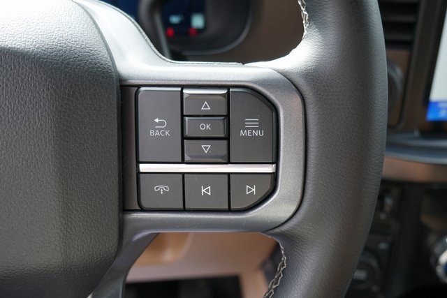 Used 2025 Ford F250 Lariat w/ Lariat Ultimate Package image 19