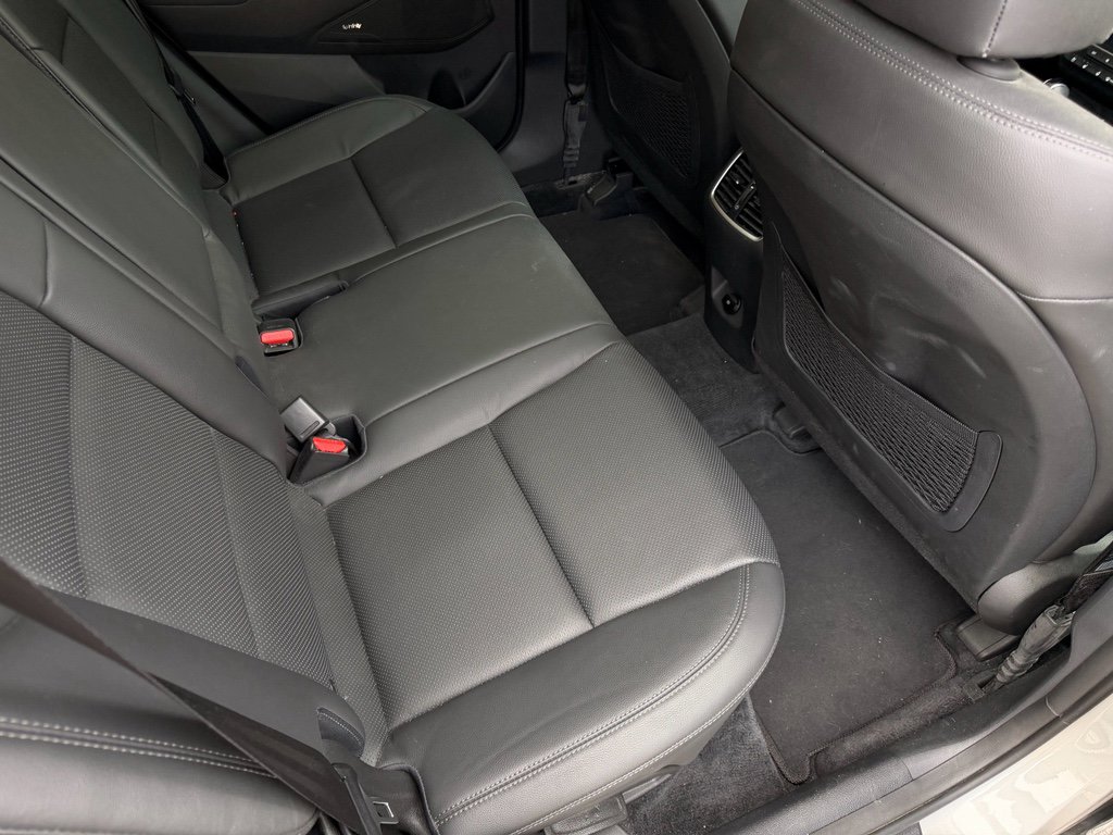 Used 2021 Hyundai Tucson Ultimate w/ Cargo Package image 19