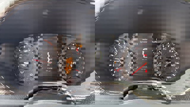 Used 2025 Jeep Compass Trailhawk w/ Trailhawk Convenience Group AWD/4WD image 18