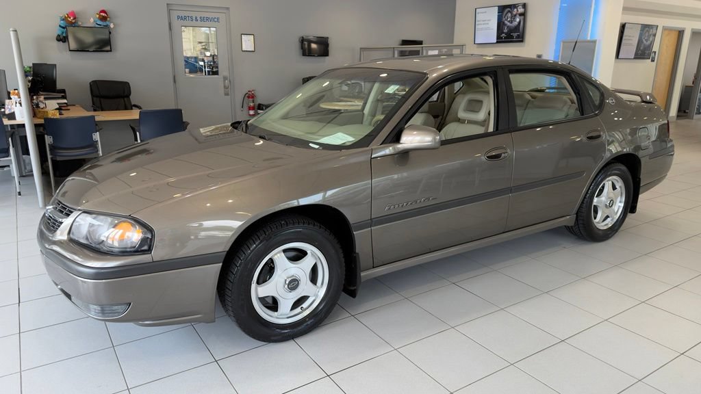 Used 2002 Chevrolet Impala LS w/ Seating Comfort Pkg FWD image 48