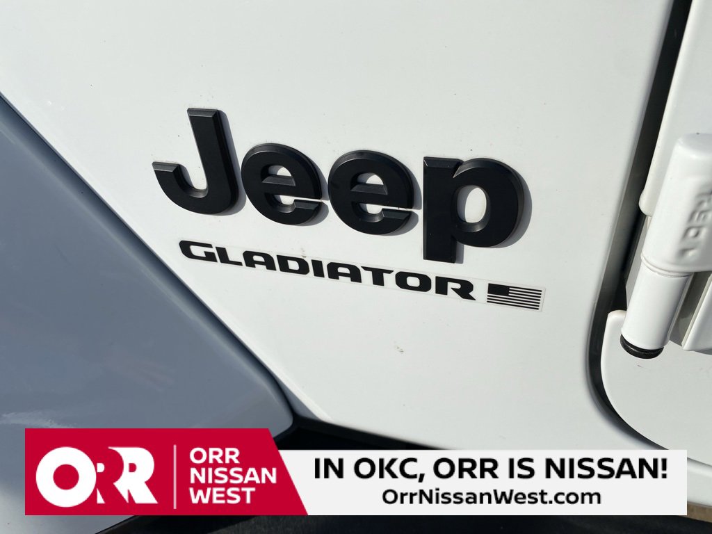 Used 2023 Jeep Gladiator Overland image 11