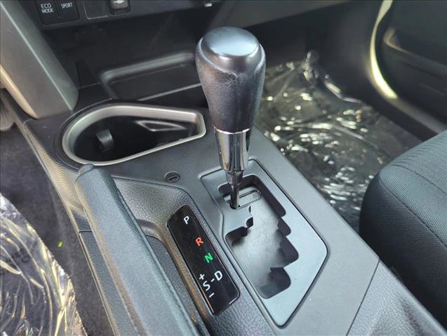 Used 2018 Toyota RAV4 LE w/ All Weather Liner Package image 15