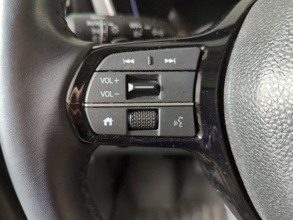Certified 2024 Honda Pilot Touring image 28
