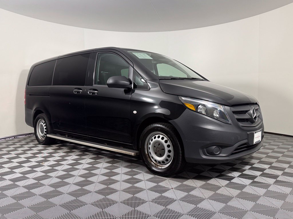 Used 2018 Mercedes-Benz Metris Passenger image 9
