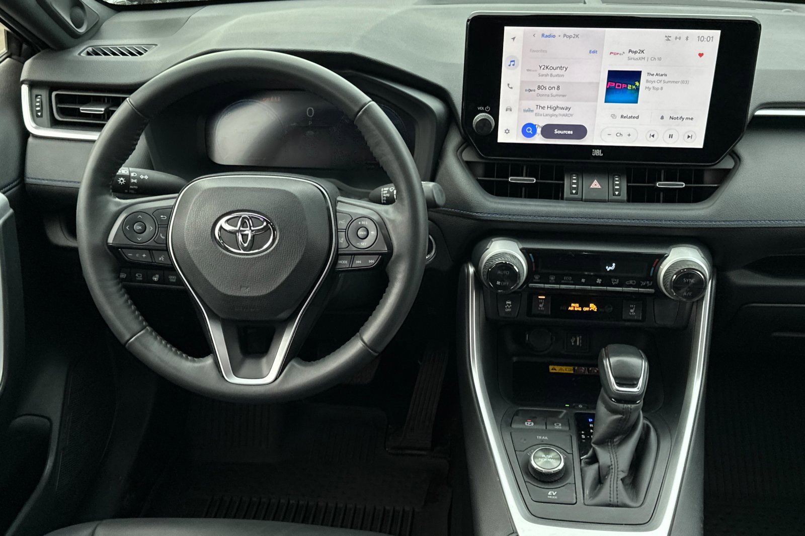 Used 2024 Toyota RAV4 XSE image 14