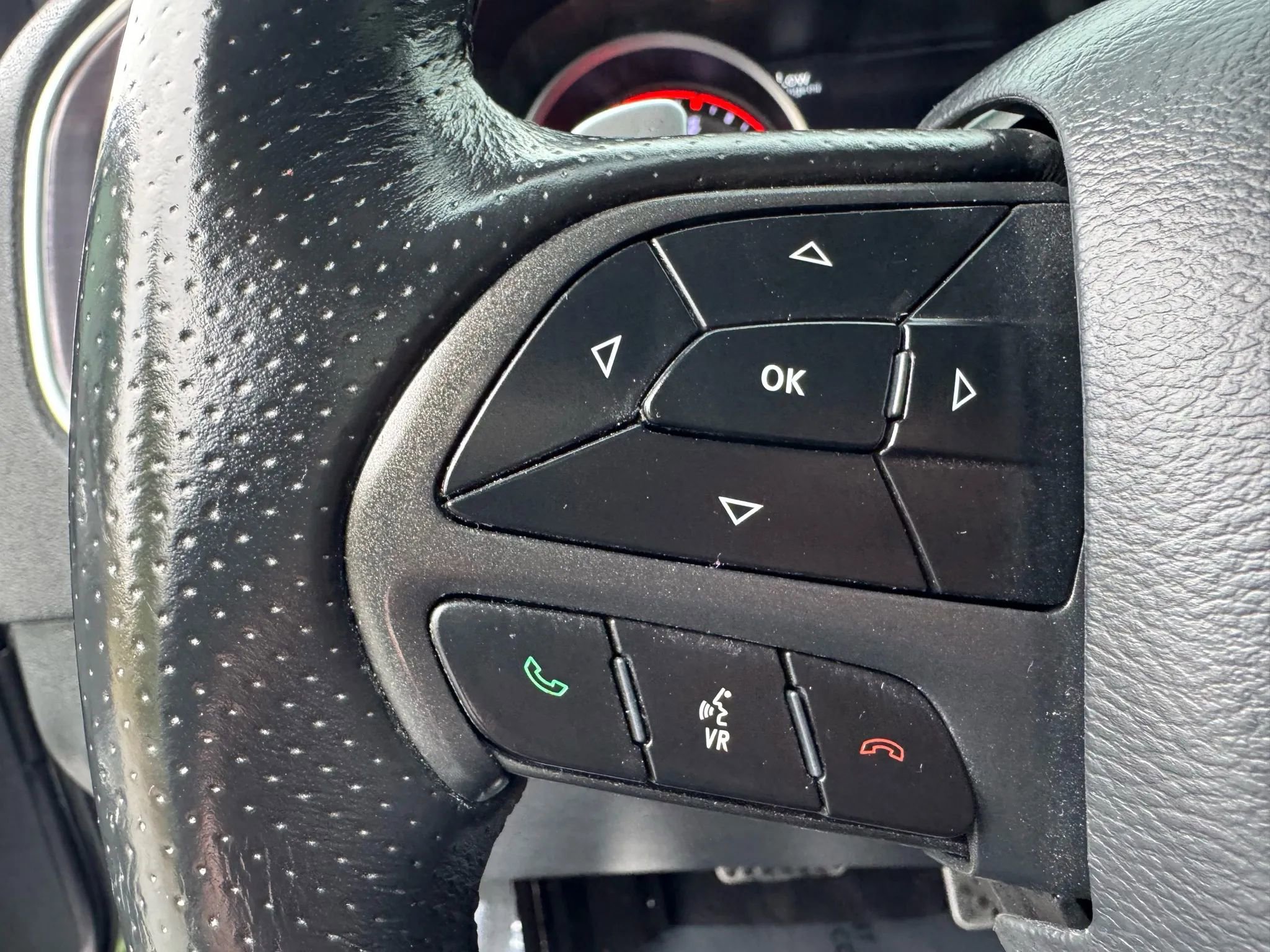 Used 2018 Dodge Charger R/T Scat Pack image 15