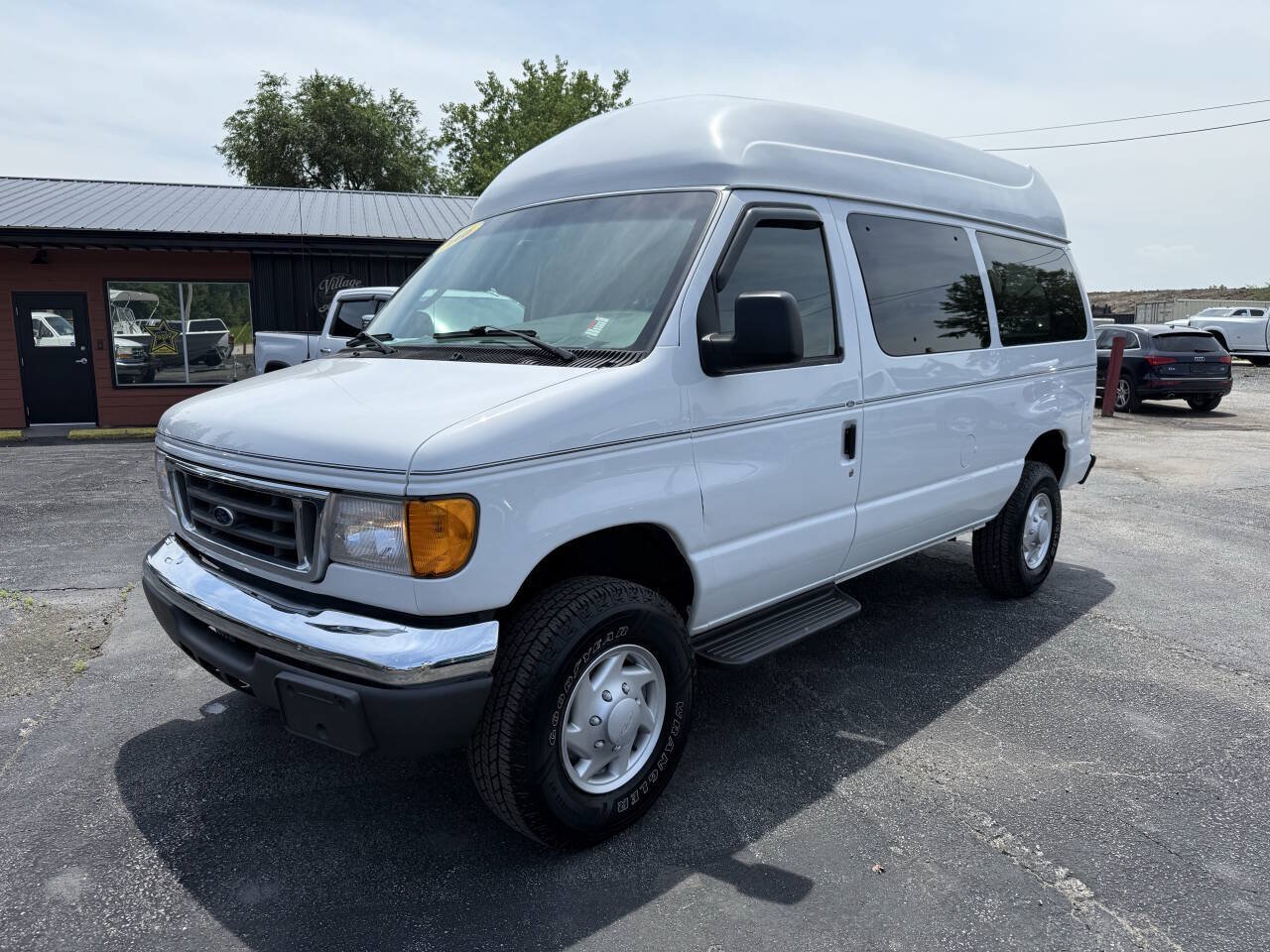 Used 2006 Ford E-350 and Econoline 350 XL