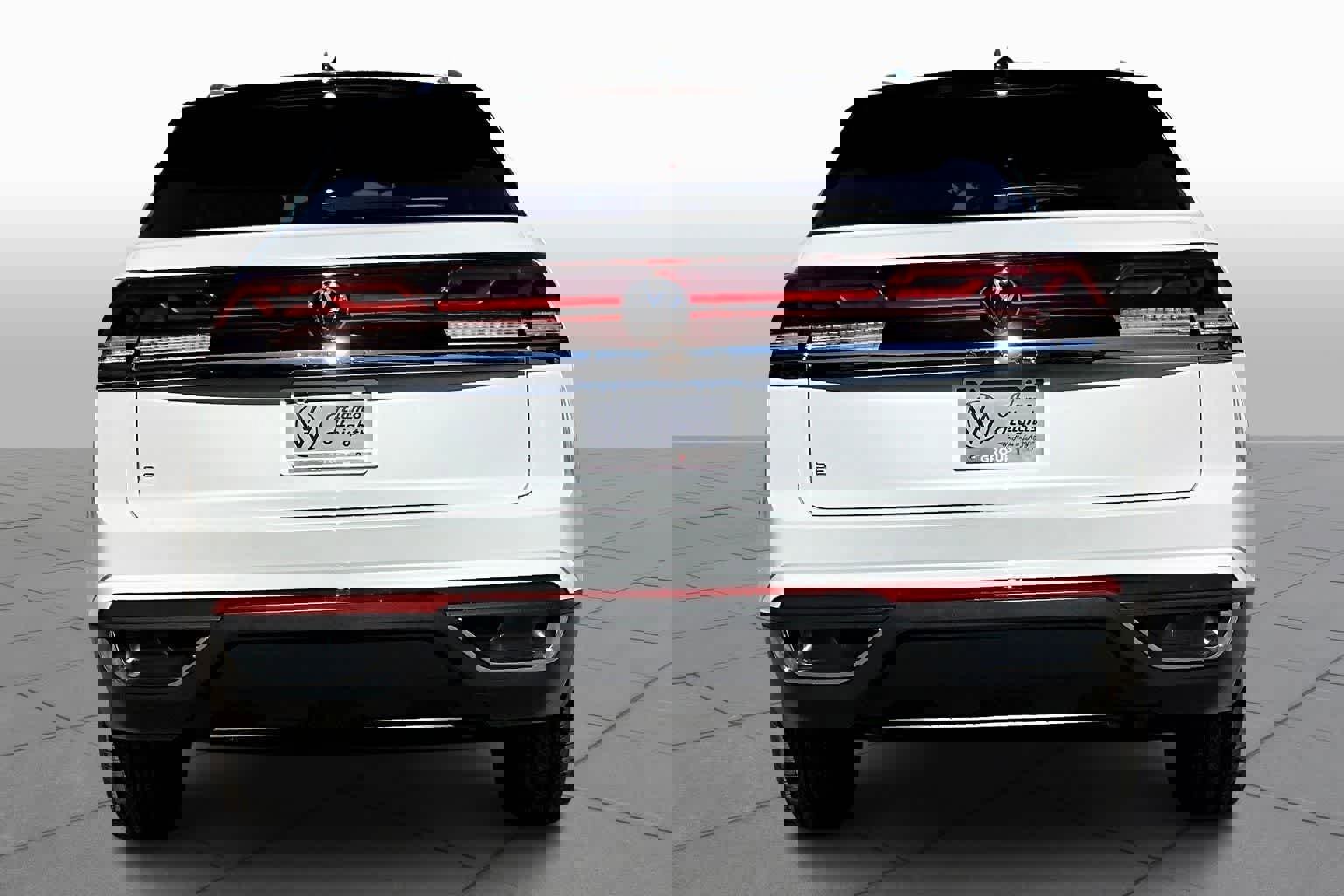 New 2026 Volkswagen Atlas Cross Sport SE image 4