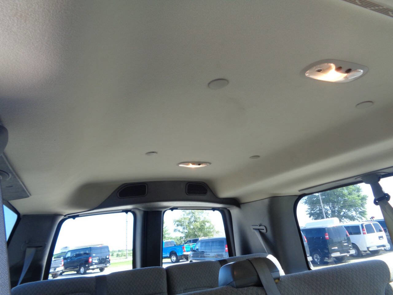 Used 2018 Chevrolet Express 2500 LT w/ LT Preferred Equipment Group RWD image 55