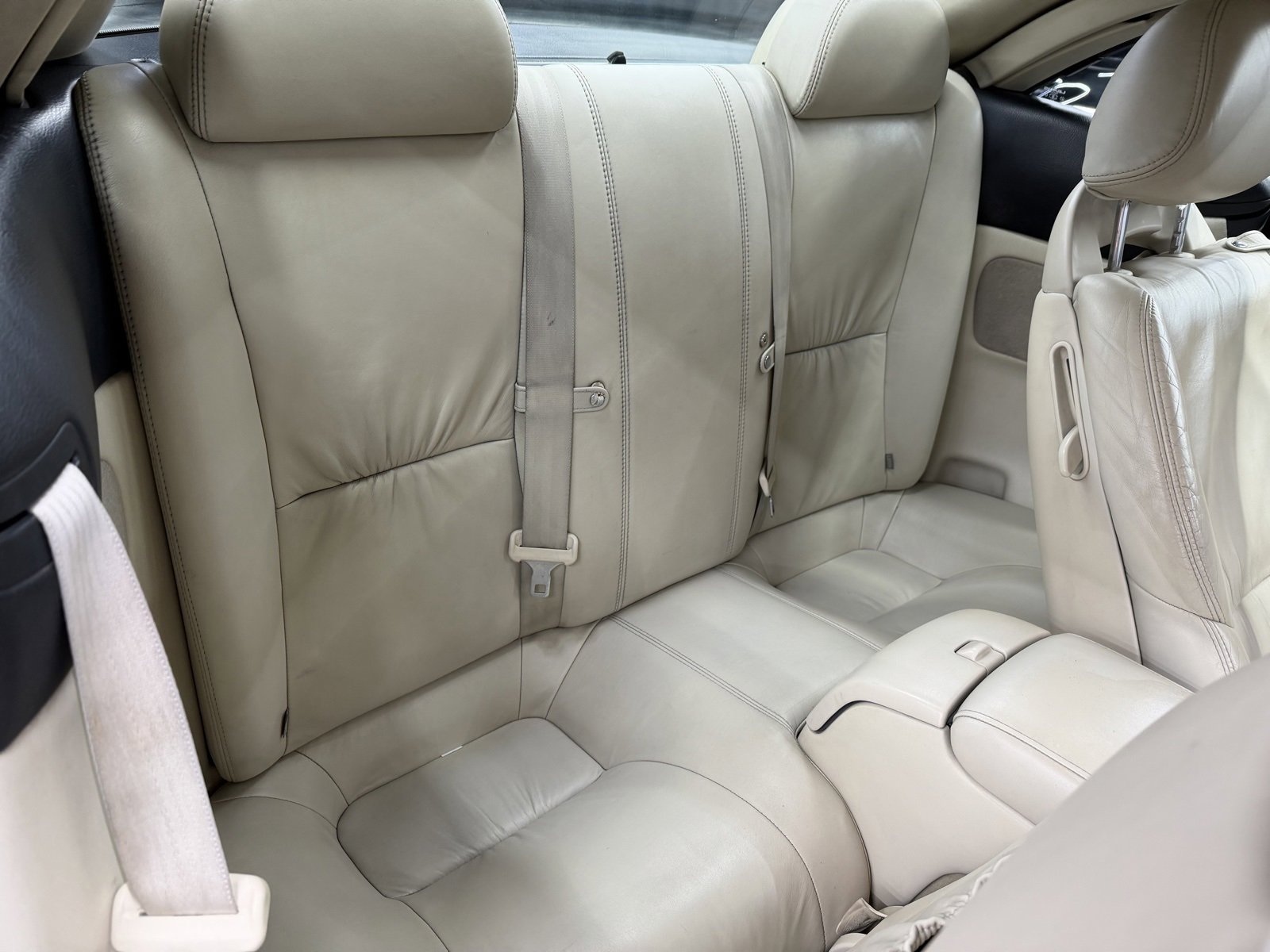 Used 2002 Lexus SC 430 Convertible image 23