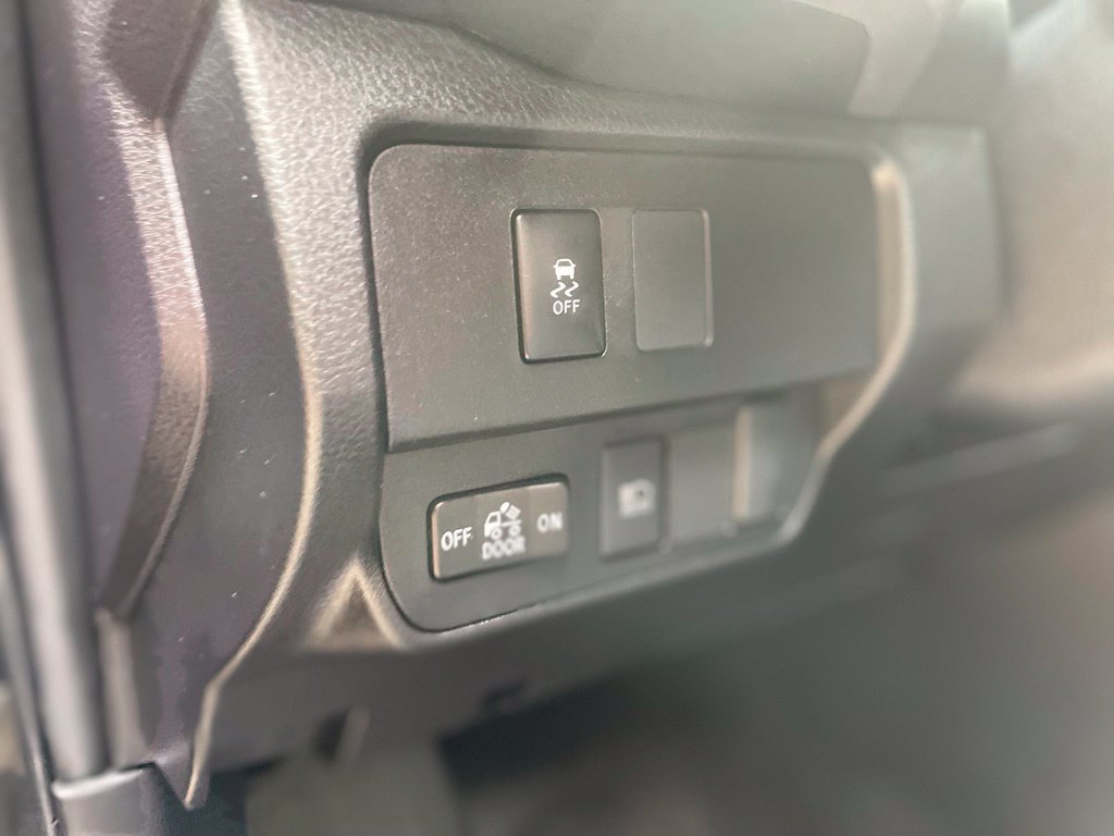Used 2023 Toyota Tacoma SR5 AWD/4WD image 19