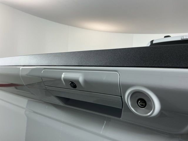 Certified 2025 Ford F350 Lariat w/ Black Appearance Package image 9