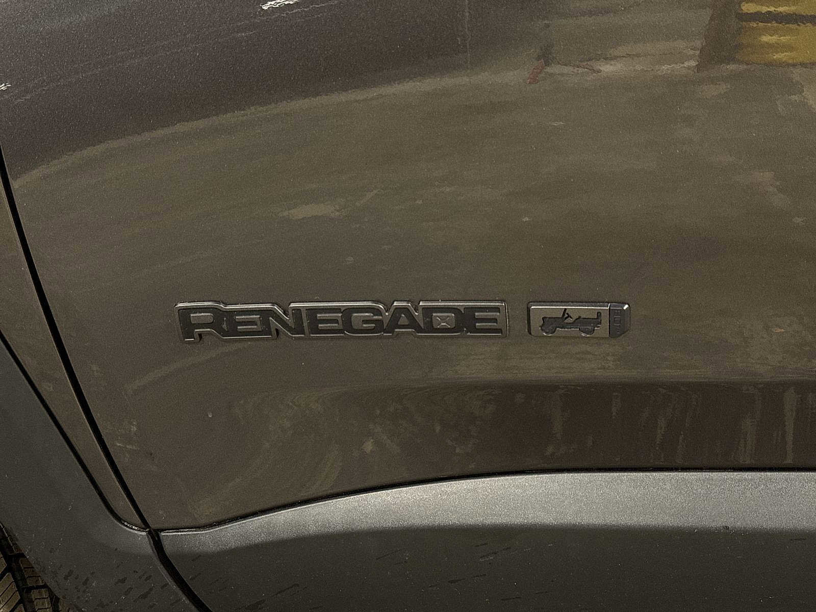 Used 2021 Jeep Renegade Latitude image 25