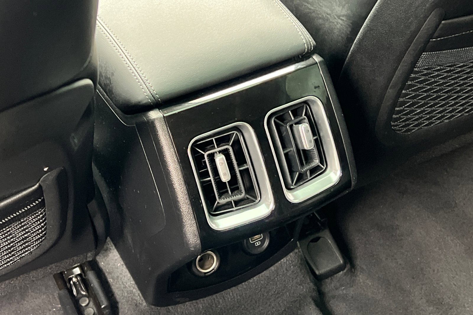 Certified 2022 Kia Sorento SX image 43