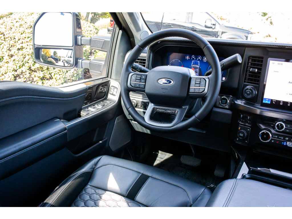 Used 2025 Ford F250 Lariat w/ Lariat Ultimate Package AWD/4WD image 14