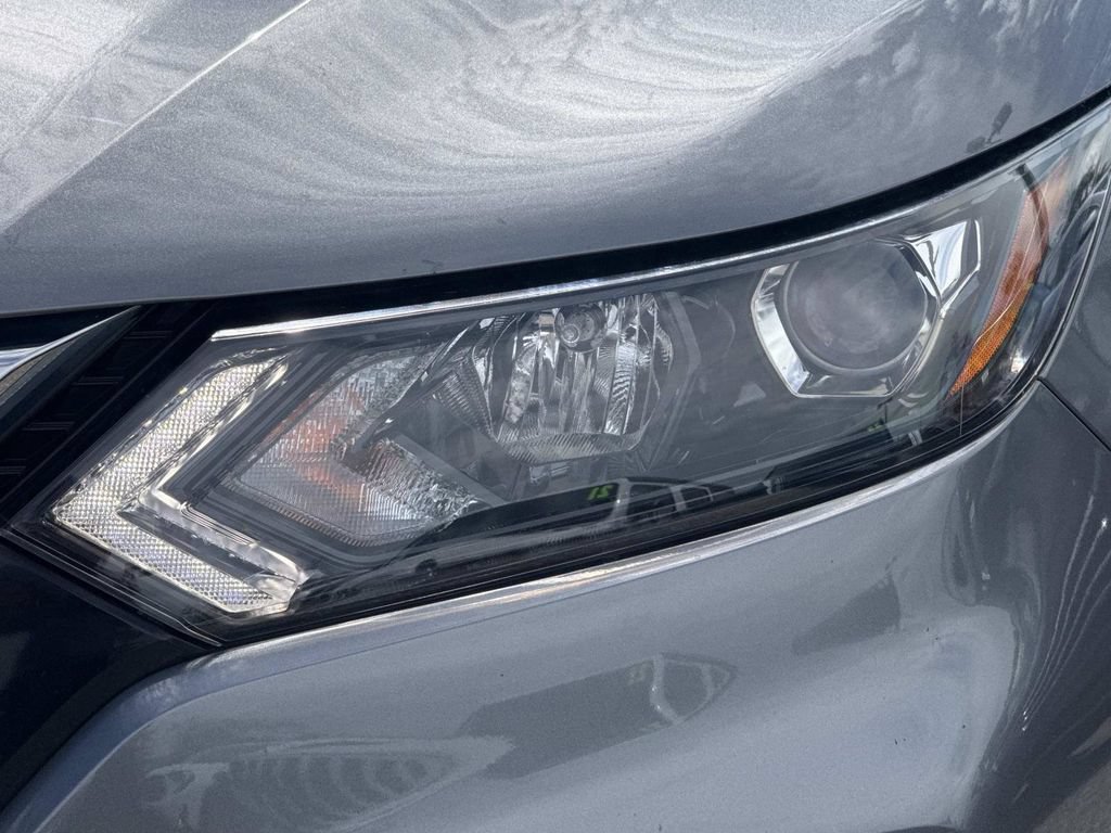Certified 2021 Nissan Rogue Sport S FWD image 10
