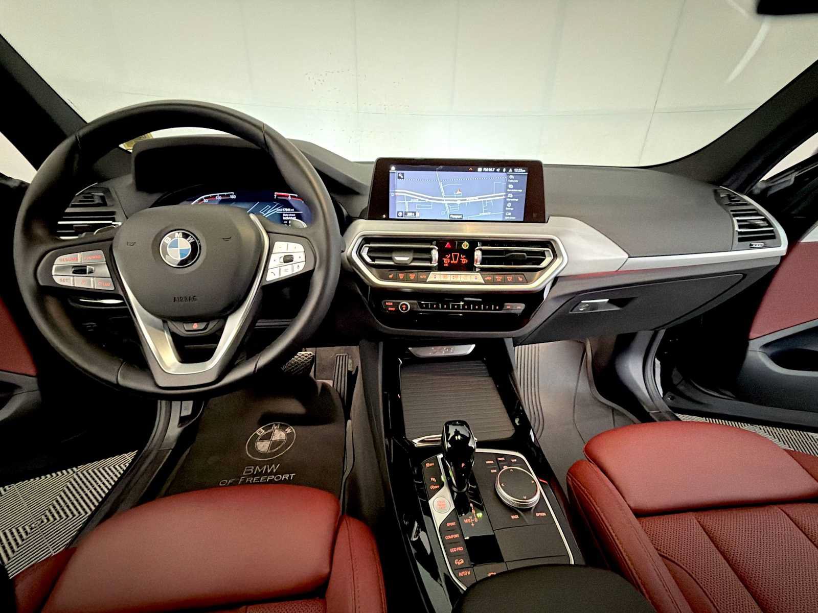 Used 2023 BMW X3 xDrive30i w/ Convenience Package AWD/4WD image 16