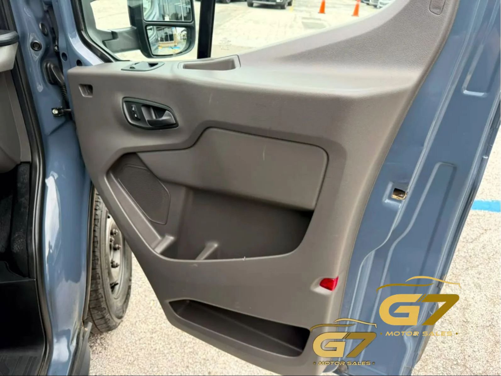 Used 2019 Ford Transit 250 148 High Roof Extended RWD image 12