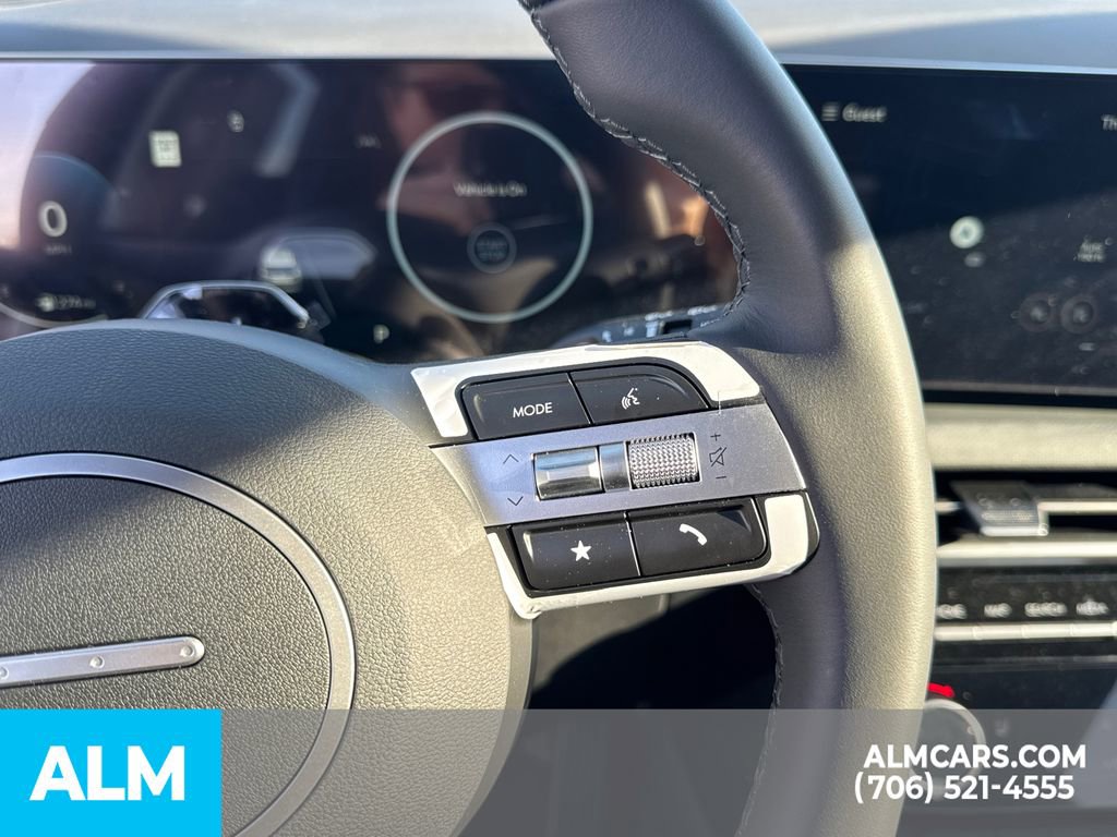 Used 2025 Hyundai Tucson SEL image 17