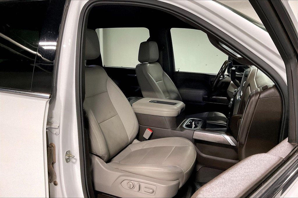 Used 2022 Chevrolet Silverado 2500 LTZ w/ LTZ Plus Package AWD/4WD image 9