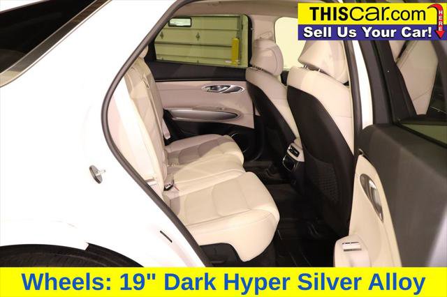 Used 2025 Genesis GV70 2.5T w/ Select Package AWD/4WD image 30