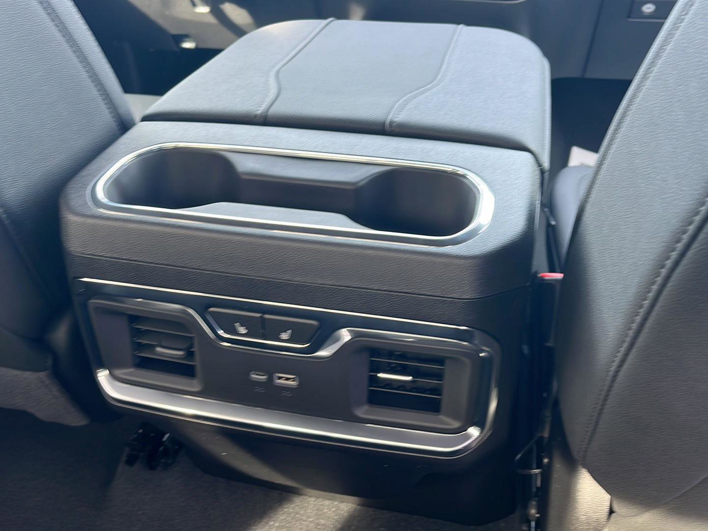New 2026 Chevrolet Silverado 2500 LTZ w/ LTZ Plus Package AWD/4WD image 27