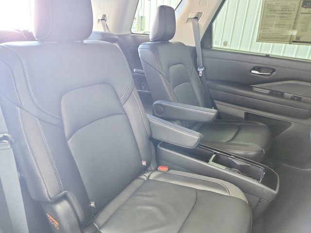 Used 2025 Nissan Pathfinder SL w/ SL Premium Package image 53
