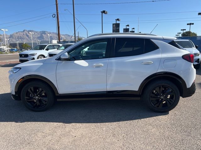 Used 2024 Buick Encore GX Sport Touring image 6