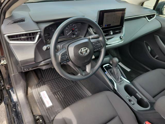 Used 2024 Toyota Corolla LE FWD image 2