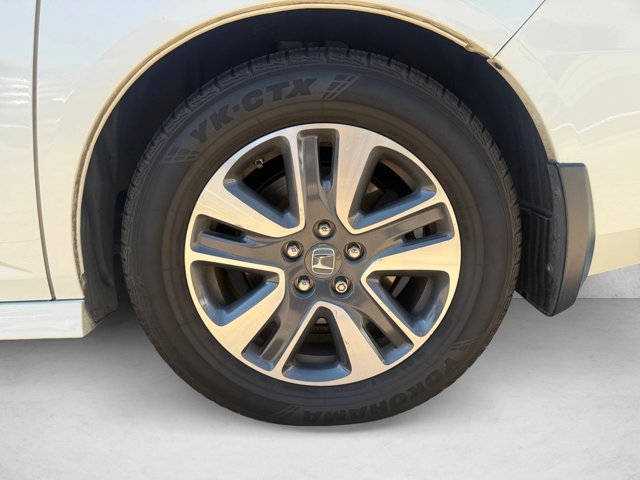 Used 2016 Honda Odyssey Touring image 21