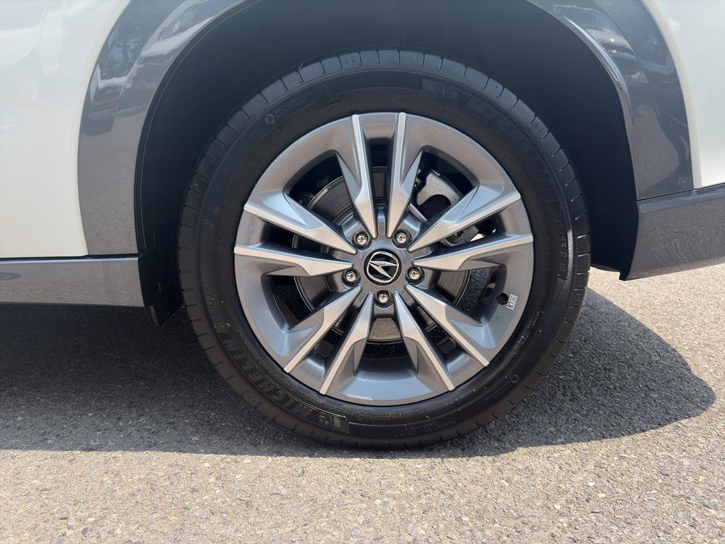 Certified 2025 Acura ADX AWD image 30