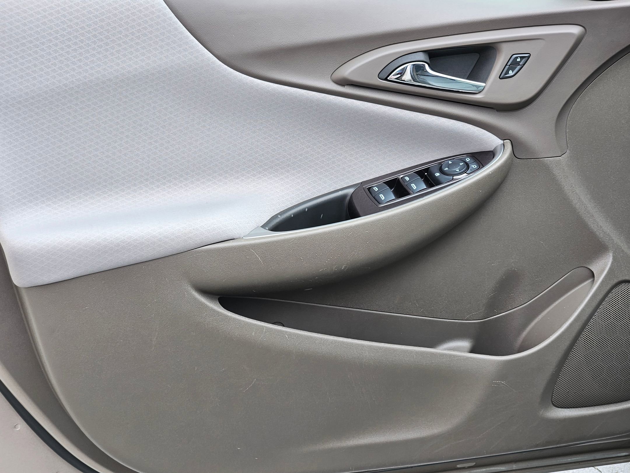 Used 2024 Chevrolet Malibu LT image 17