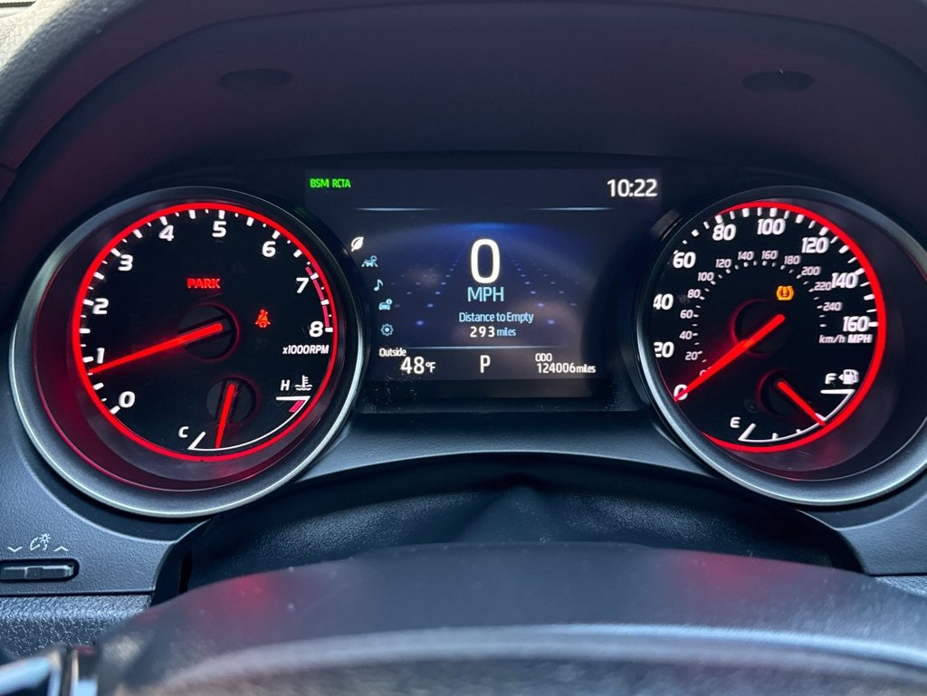 Used 2023 Toyota Camry XSE image 9