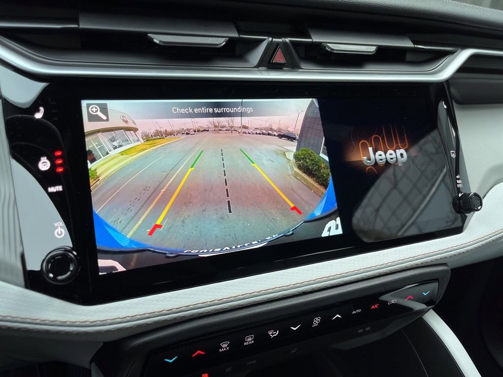 New 2026 Jeep Cherokee Limited image 33