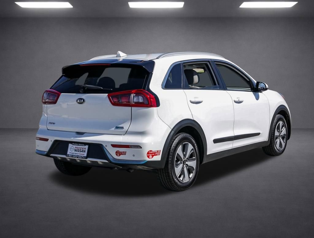 Used 2018 Kia Niro EX Premium FWD image 4