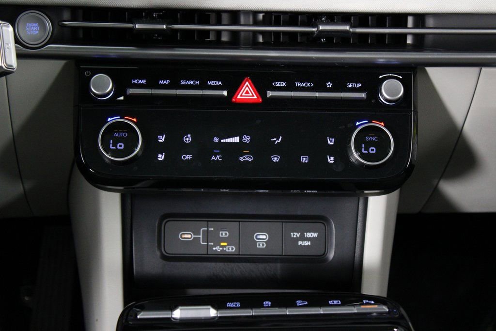 Used 2025 Hyundai Tucson Limited image 19