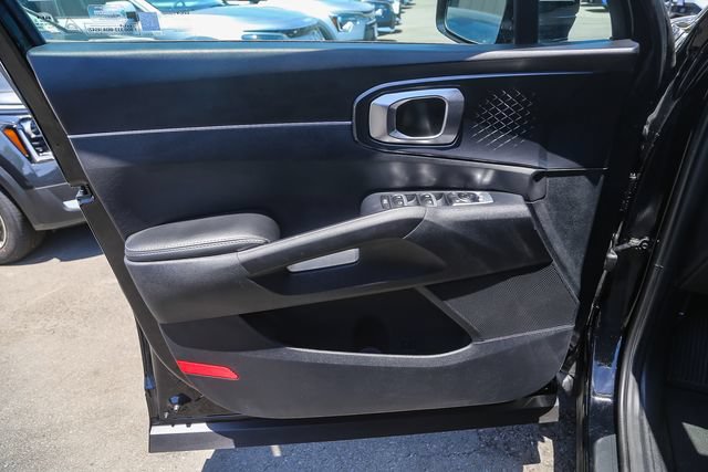 Used 2023 Kia Sorento S FWD image 22