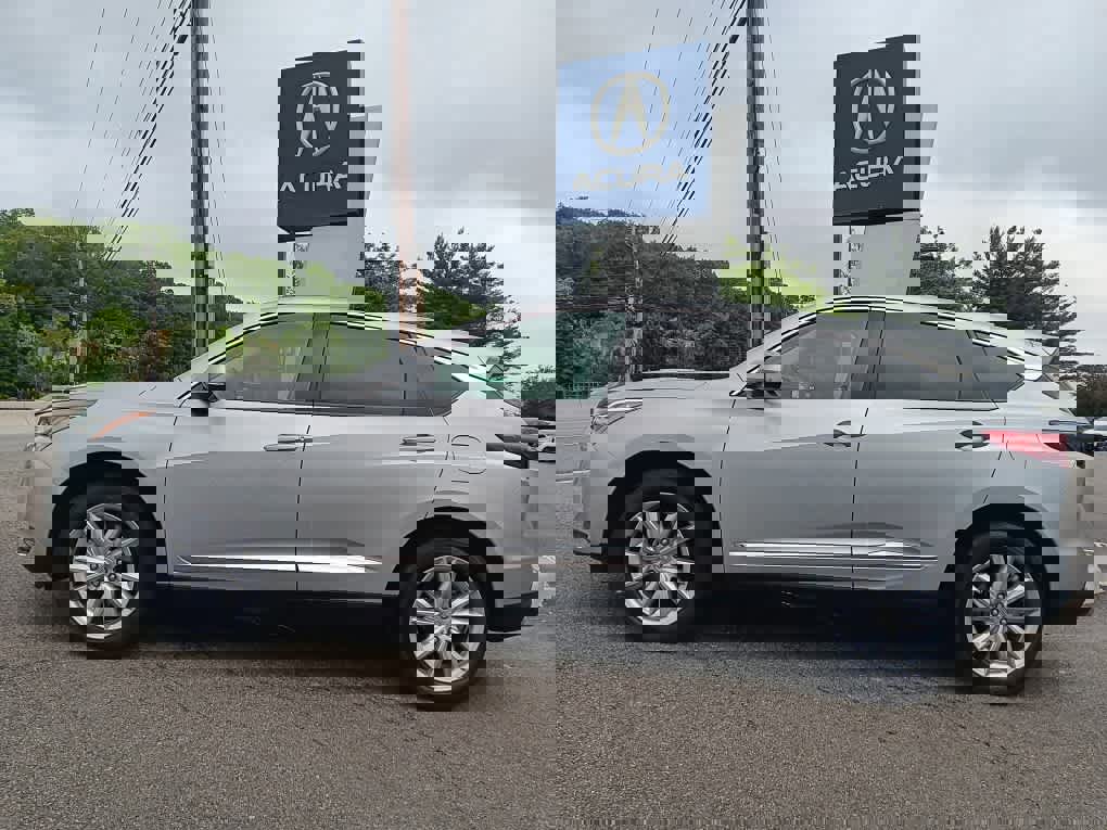 Used 2023 Acura RDX AWD image 2