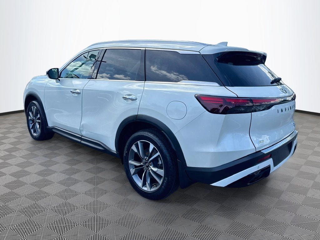 Used 2023 INFINITI QX60 Luxe w/ Vision Package AWD/4WD image 8