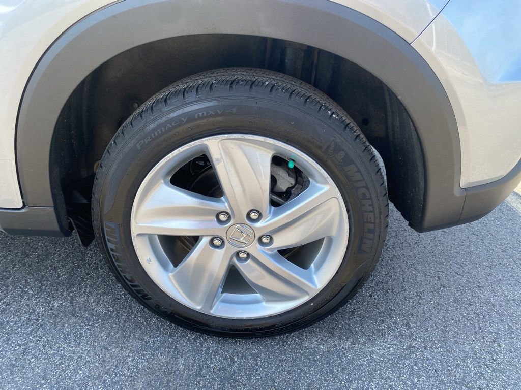 Used 2019 Honda HR-V EX image 16