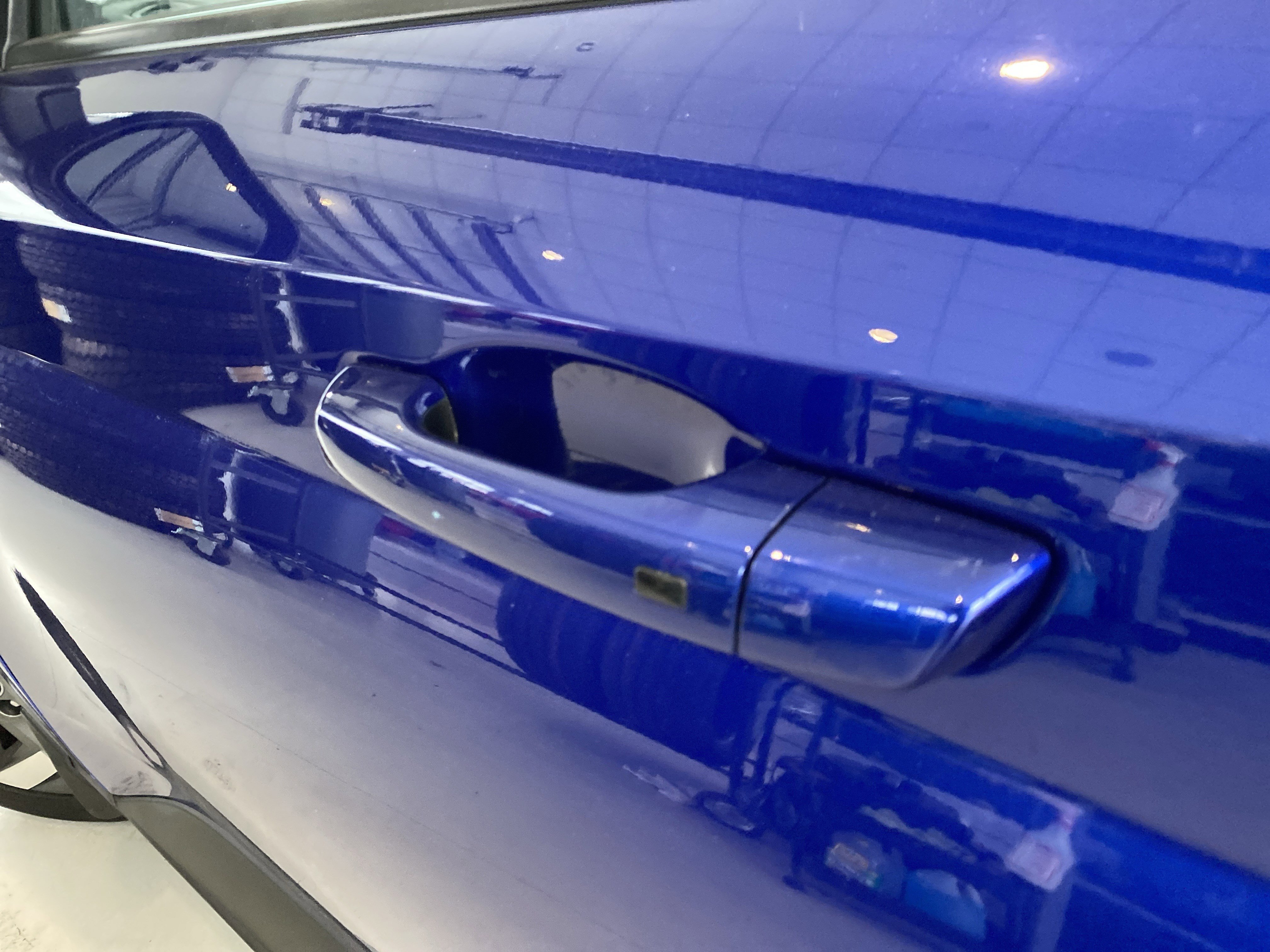 Used 2025 Hyundai Venue SEL image 8