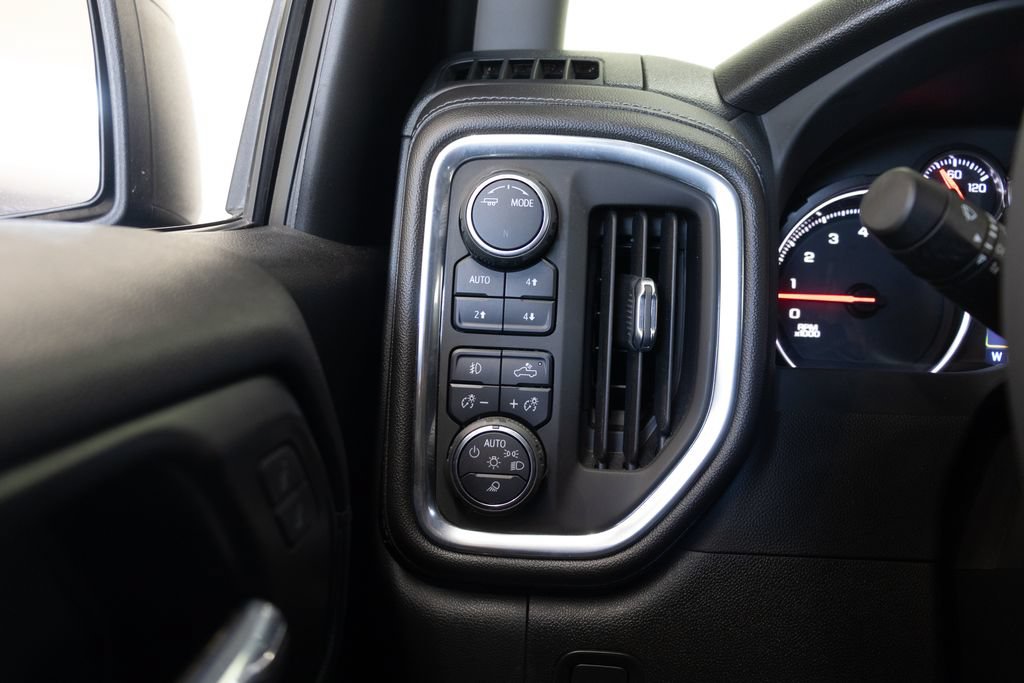 Used 2022 Chevrolet Silverado 1500 LT Trail Boss w/ Safety Package AWD/4WD image 27
