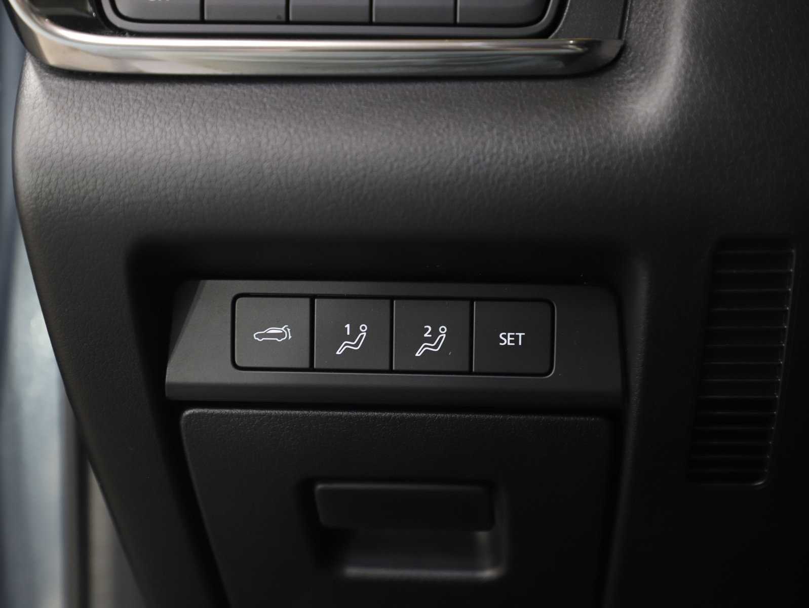 Used 2023 MAZDA CX-30 2.5 Turbo w/ Premium Package image 26