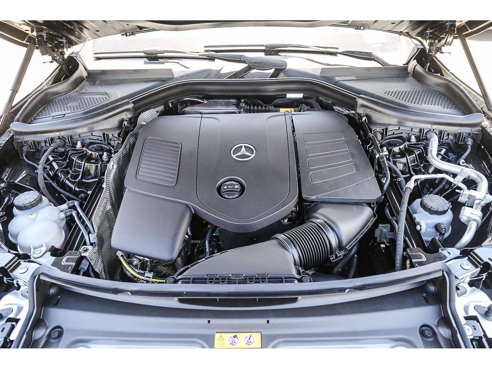 New 2026 Mercedes-Benz GLC 300 4MATIC image 25