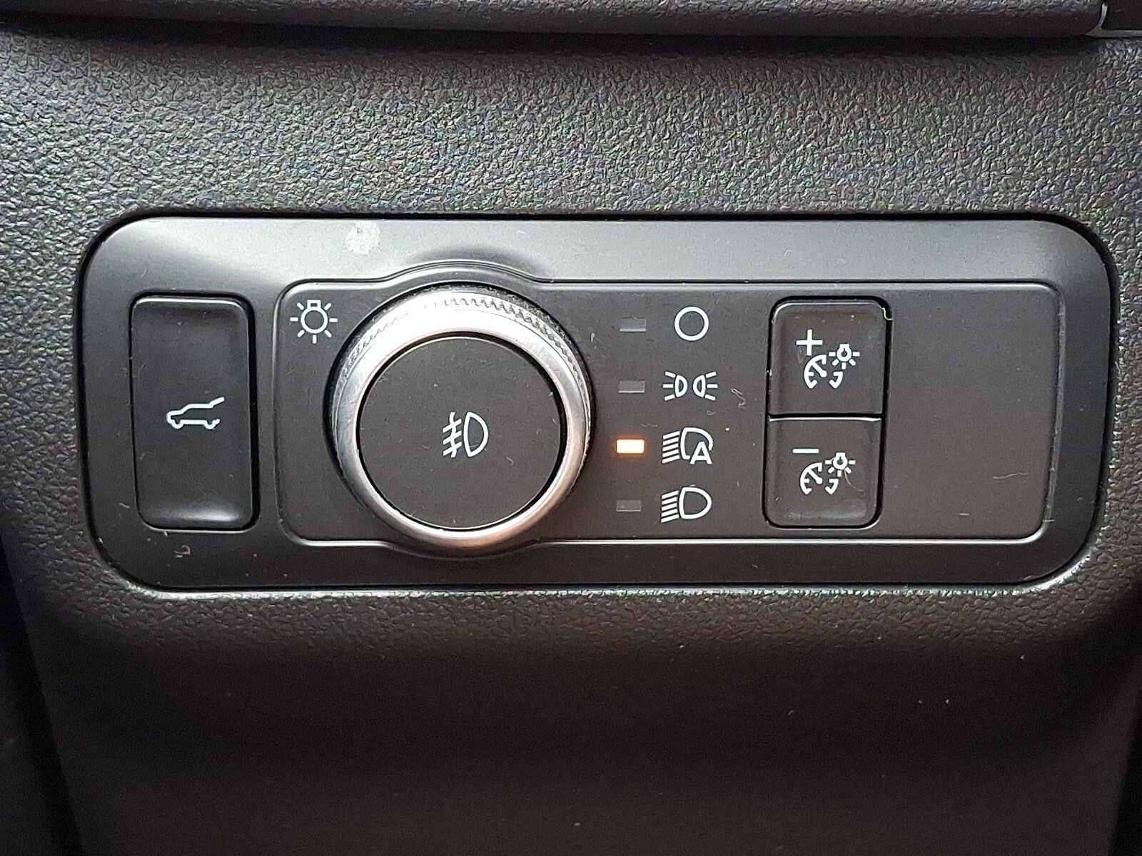 Certified 2020 Ford Escape SEL AWD/4WD image 23