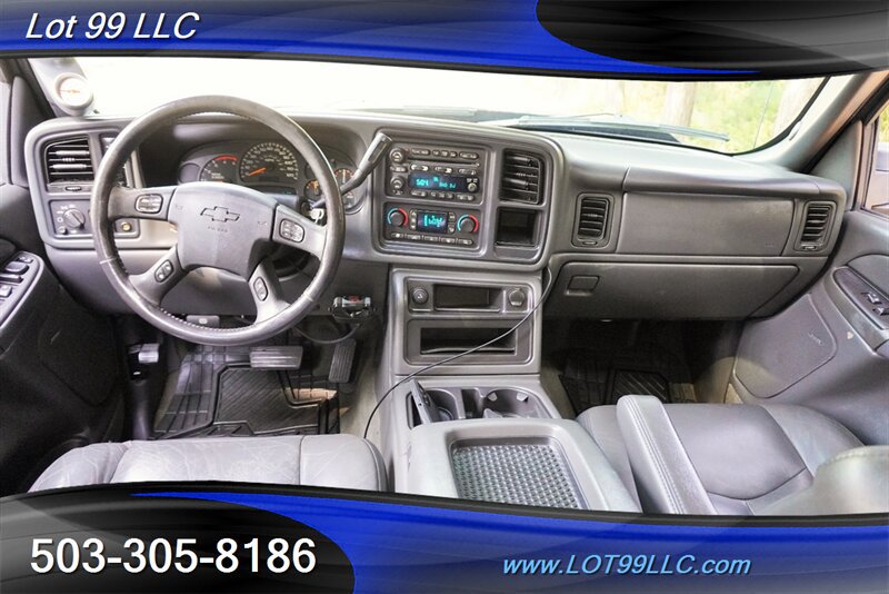 Used 2005 Chevrolet Silverado 2500 LT w/ Heavy-Duty Power Package AWD/4WD image 2