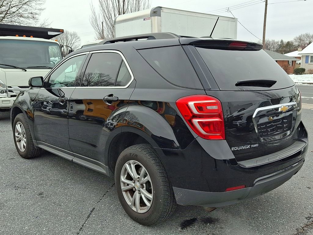 Used 2017 Chevrolet Equinox LT w/ Convenience Package image 4